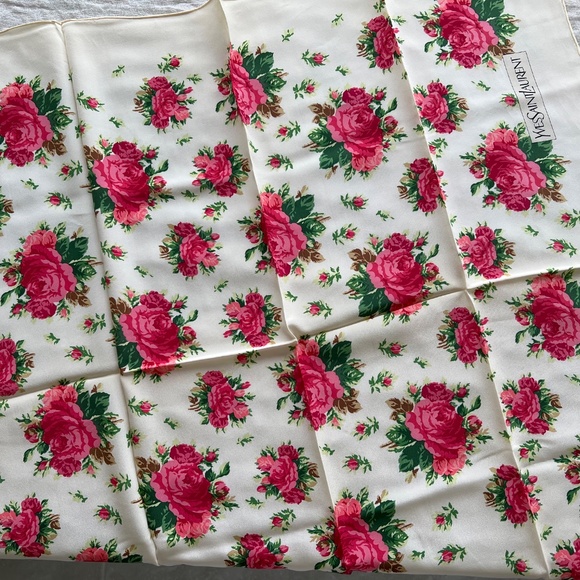 Yves Saint Laurent Vintage Silk Scarf Floral Print, Hand-Rolled Edges Japan - Picture 10 of 10
